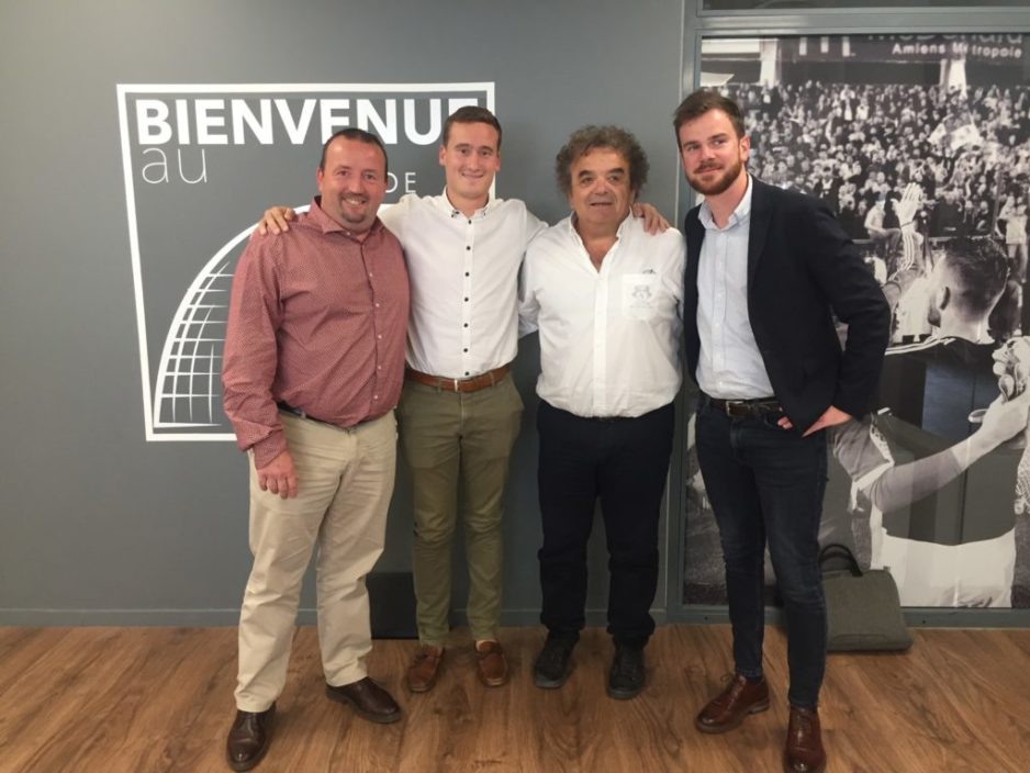 70930174-2C8B-4442-9251-4464B15D69A8