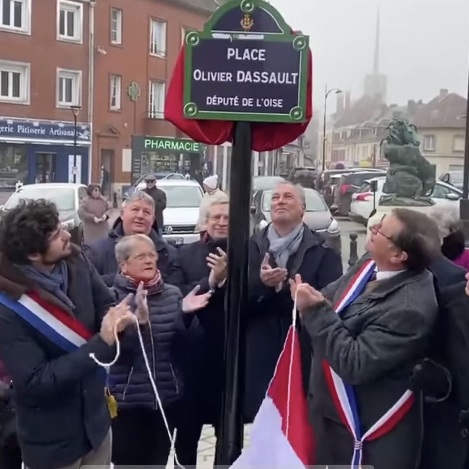 2E43F856-B1BB-4C0F-8E13-BABED4413F18